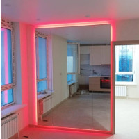 Большое зеркало с задней RGB эмбилайт подсветкой в металлической раме Рэйнбоу